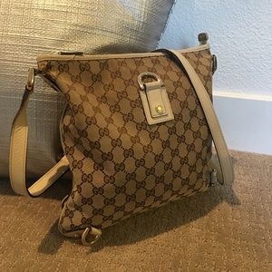 Gucci vintage crossbody handbag 💞